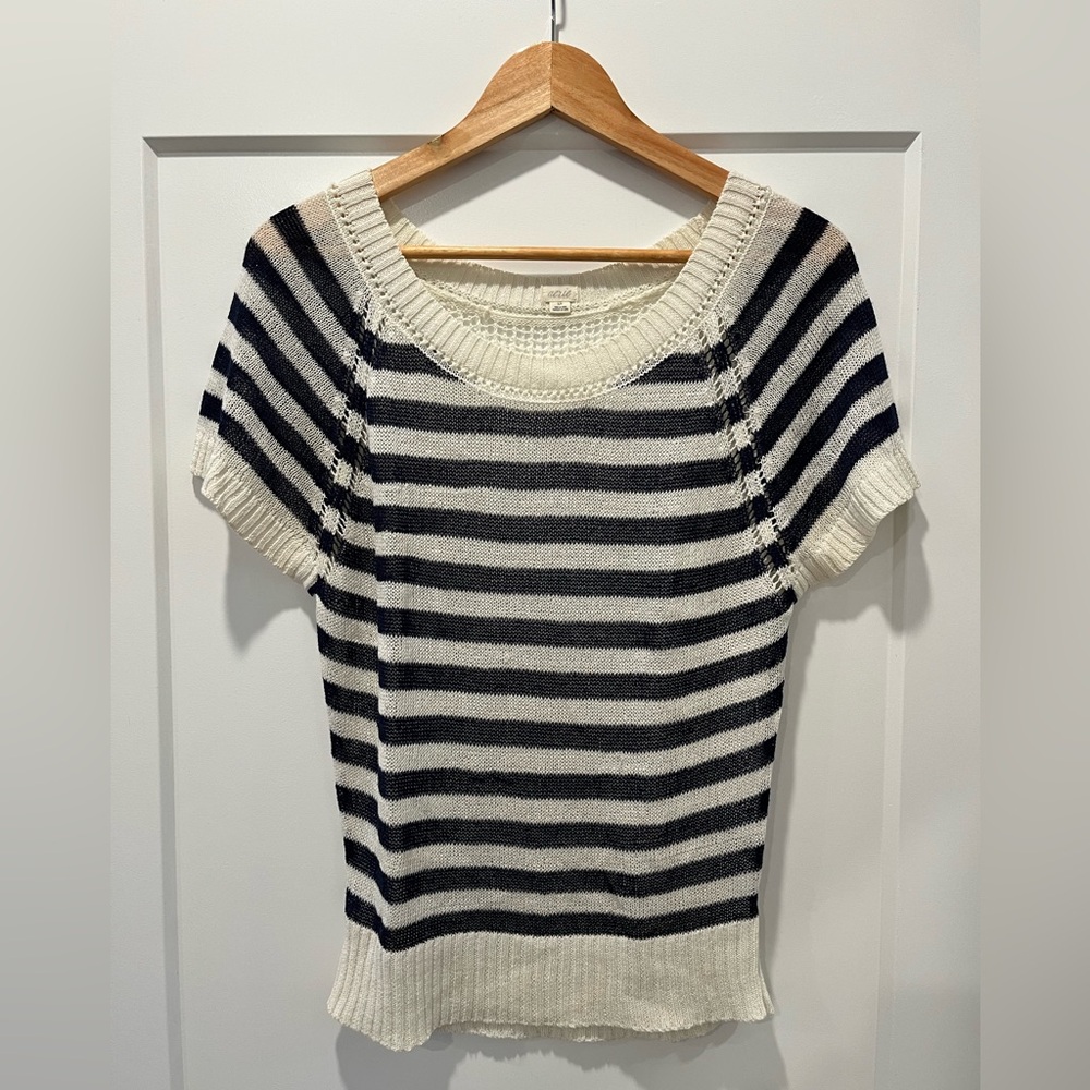 SOLD Aerie blue-white crochet top
